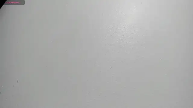 Titan Moreno  online show from 05.20.26