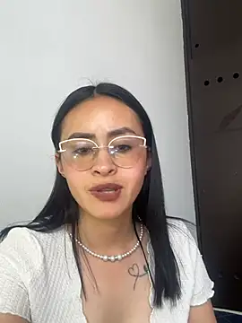 Anni Rose online show from 03.08.26