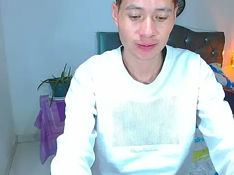  Santi2 online show from 04.02.26