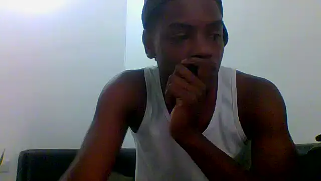 Snapshot of charles_king chatting on 06.16.26 charles king online show from 06.16.26