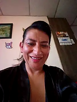 Lucia Rios online show from 04.21.26