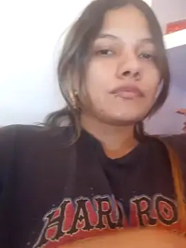 EmmaSanchez  online show from 05.17.26