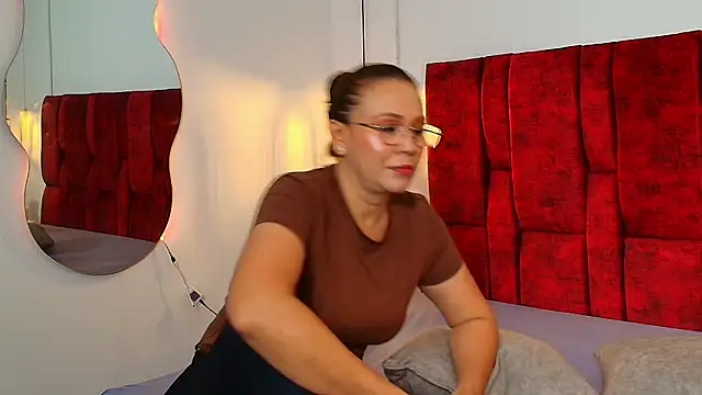  Monaliza  online show from 03.28.26