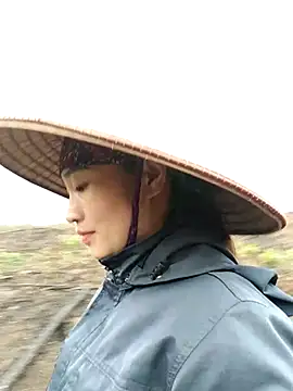 Lilinn  online show from 03.06.26