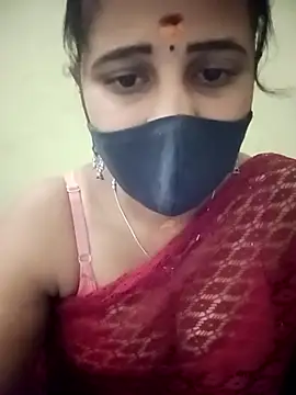 Snapshot of Tamil_Rani- chatting on 04.22.26 Tamil Rani- online show from 04.22.26