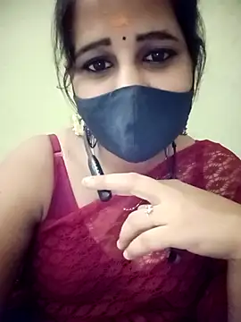 Snapshot of Tamil_Rani- chatting on 04.24.26 Tamil Rani- online show from 04.24.26