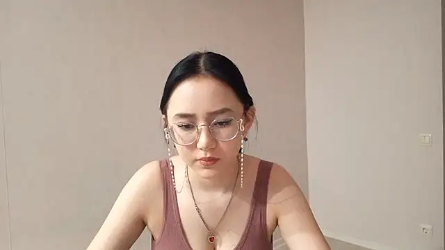 SolvedGlobe online show from 04.03.26