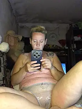 Snapshot of SofiaAmour chatting on 07.04.26 SofiaAmour online show from 07.04.26