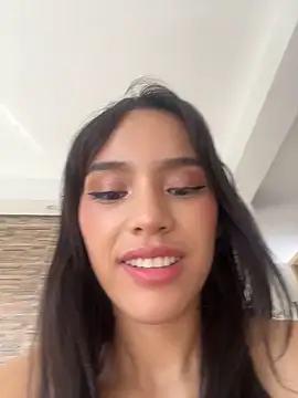 Mia-villalobos online show from 04.29.26