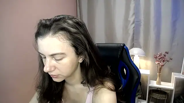 Snapshot of MistyBree chatting on 07.20.26 MistyBree online show from 07.20.26