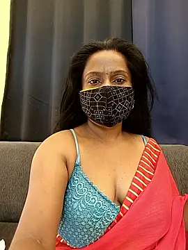 Snapshot of misti-boudii chatting on 04.01.26 misti-boudii online show from 04.01.26