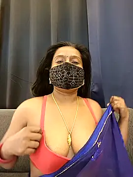 Snapshot of misti-boudii chatting on 04.06.26 misti-boudii online show from 04.06.26