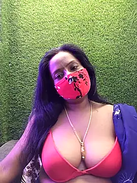 Snapshot of misti-boudii chatting on 04.12.26 misti-boudii online show from 04.12.26