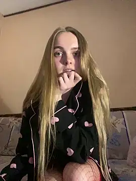 LunaVey online show from 05.13.26