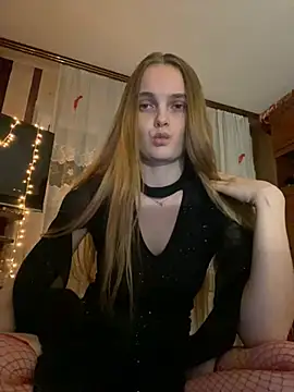 LunaVey online show from 06.03.26