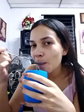 Snapshot of BiancaRoyale chatting on 05.01.26 BiancaRoyale online show from 05.01.26