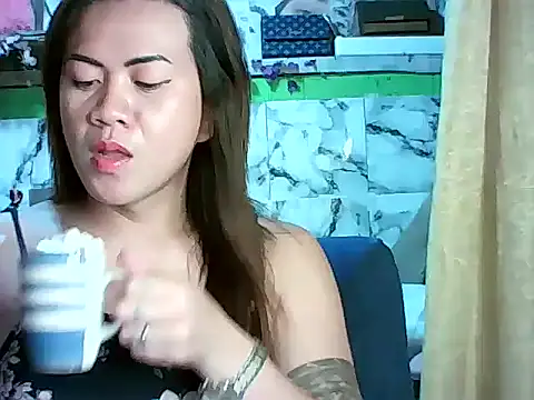 ur lovelychen online show from 03.31.26