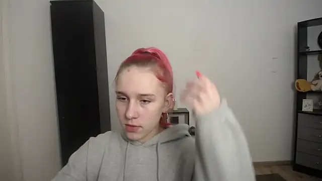 Scarlett lil online show from 03.26.26