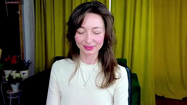 Snapshot of Kate_Millersi chatting on 04.16.26 Kate Millersi online show from 04.16.26