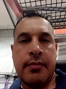 Ezehombre online show from 03.19.26