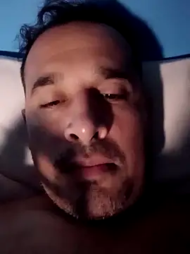 Ezehombre online show from 03.25.26