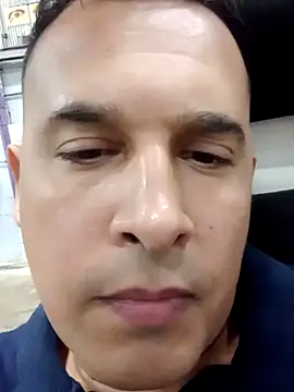 Ezehombre online show from 03.30.26