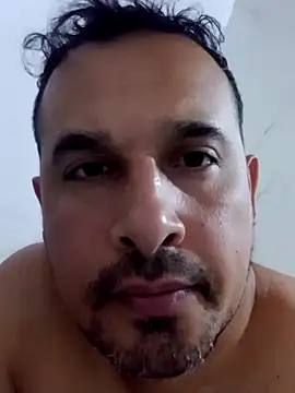 Ezehombre online show from 04.13.26