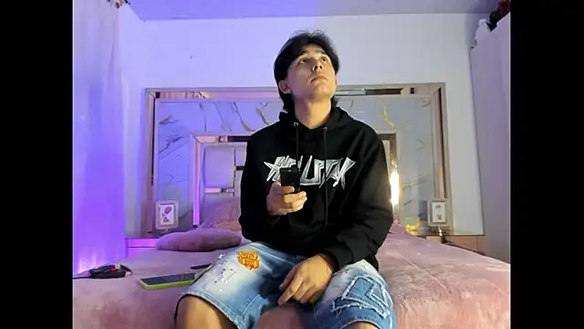 monky 0002 online show from 03.13.26