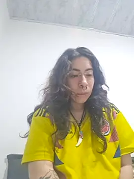 Moonandzukko online show from 03.31.26