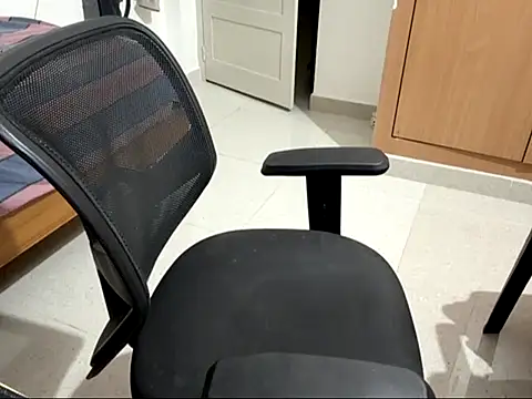 kratosTheHunk online show from 05.28.26