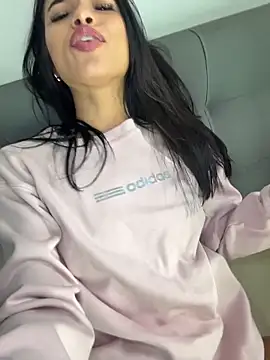 Snapshot of Bella_Smithe chatting on 03.27.26 Bella Smithe online show from 03.27.26