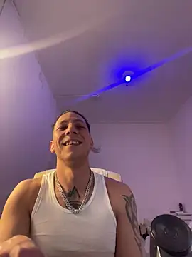 Snapshot of TitanNoir chatting on 03.25.26 TitanNoir online show from 03.25.26