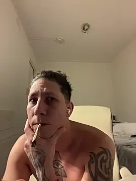 Snapshot of TitanNoir chatting on 04.03.26 TitanNoir online show from 04.03.26