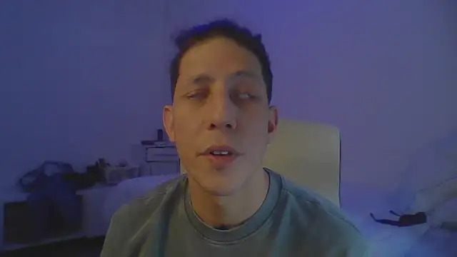 Snapshot of TitanNoir chatting on 04.05.26 TitanNoir online show from 04.05.26