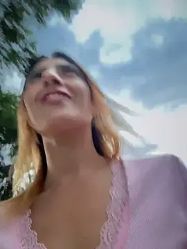Emma Reyes online show from 06.28.26