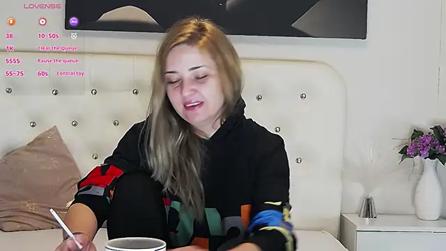 MellanieBliss online show from 04.03.26