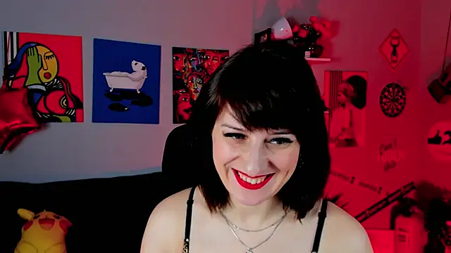 Snapshot of EmmaWheelers chatting on 04.12.26 EmmaWheelers online show from 04.12.26