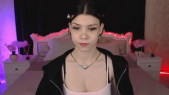 llittle-peachh online show from 03.07.26