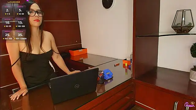 LauriLenix online show from 03.28.26