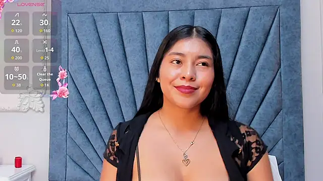 Snapshot of Leandra-Johnson chatting on 03.26.26 Leandra-Johnson online show from 03.26.26