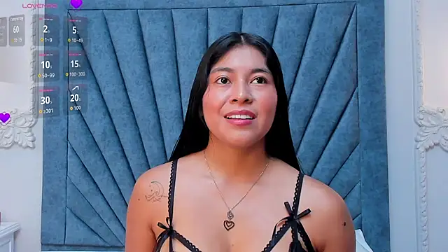 Snapshot of Leandra-Johnson chatting on 04.01.26 Leandra-Johnson online show from 04.01.26