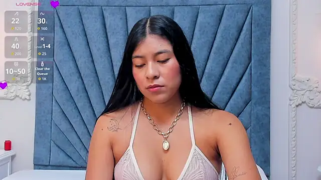 Snapshot of Leandra-Johnson chatting on 04.16.26 Leandra-Johnson online show from 04.16.26