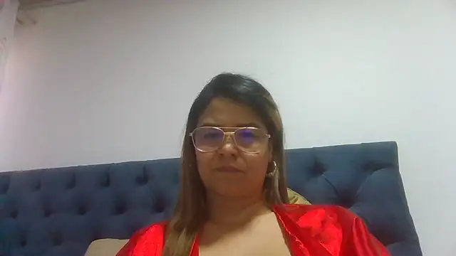 Jiwon Han online show from 04.07.26