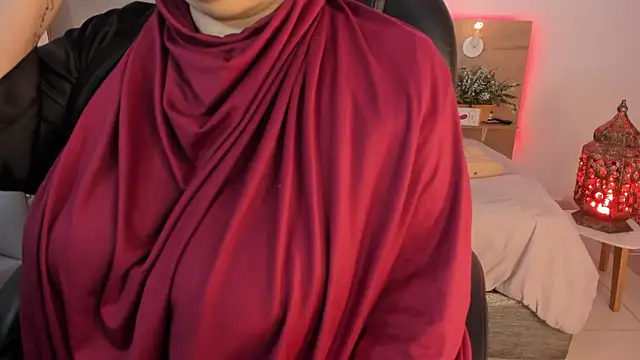  Azahaaraa  online show from 05.12.26