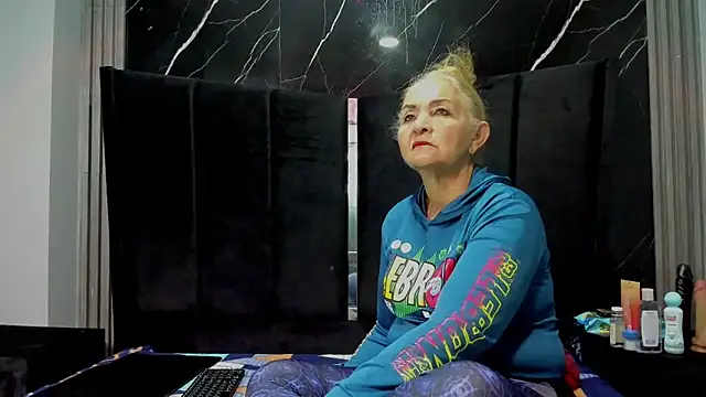 queenstarhy online show from 03.14.26