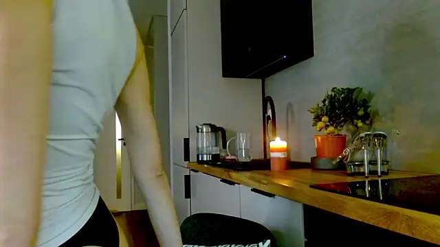 misssweet online show from 04.29.26