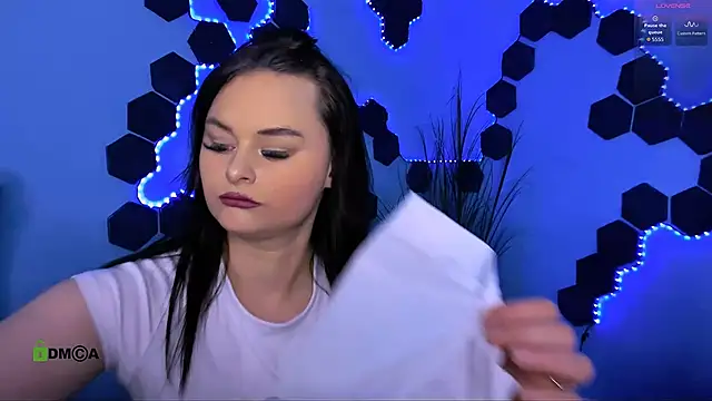 miss courtney  online show from 05.14.26