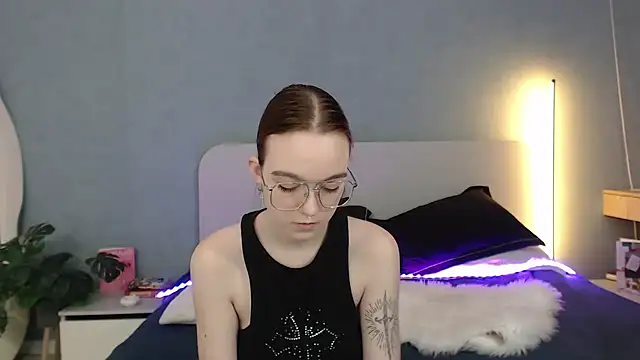 SunyLily online show from 03.29.26