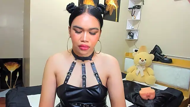 hugecelestina online show from 04.13.26