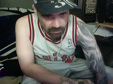Snapshot of KinkyTOMan chatting on 07.03.26 KinkyTOMan online show from 07.03.26